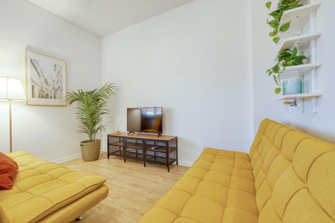 Travel And Live Faria Guimaraes Apartment Porto Exterior photo